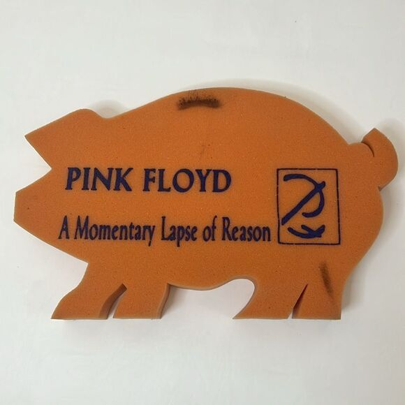 Pink Floyd A Momentary Lapse Of Reason Orange Foam Pig 17 In Wide 10 In Tall - Picture 2 of 7